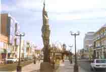 Plaza de Armas con Monumento de la Libertad - Tacna